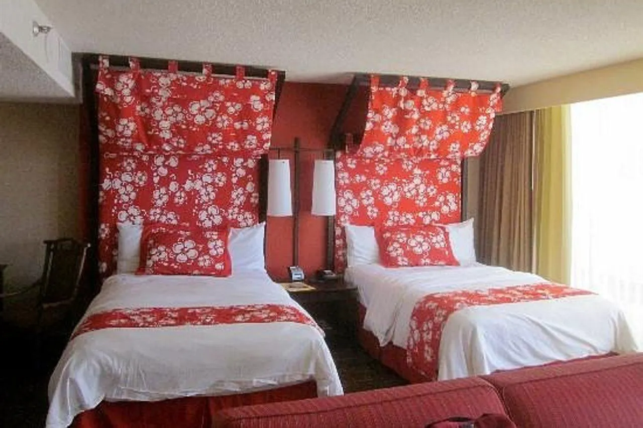 The Twin Fin Hotel Honolulu