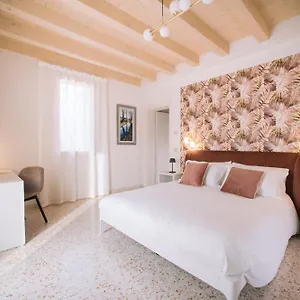 https://locanda-golf-musella.hotelinveneto.com
