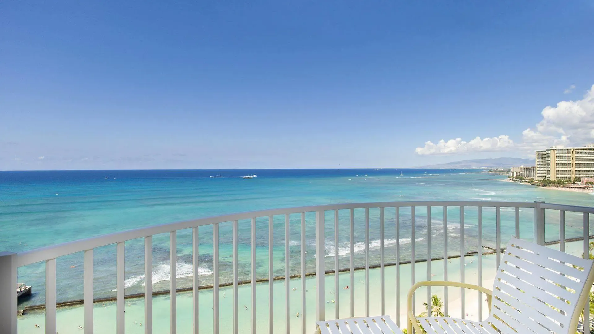 ****  The Twin Fin Hotel Honolulu USA